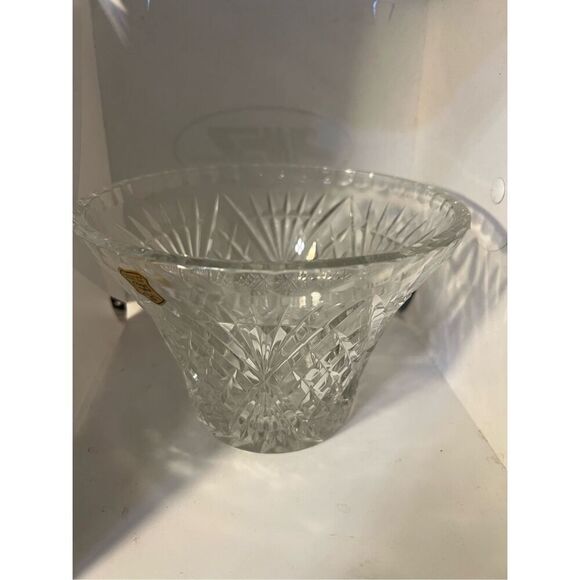 Stunning Vintage Crystal Ice Bucket 5” Tall 7.5” Wide Made in Poland - Picture 1 of 6